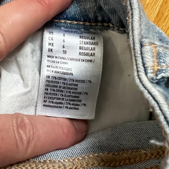 Next Level Stretch American Eagle Skinny Distressed Jeans - Picture 5 of 5